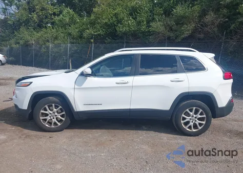 2015 Jeep Cherokee Latitude z USA, uszkodzony, nr VIN 1C4PJMCS2FW615042